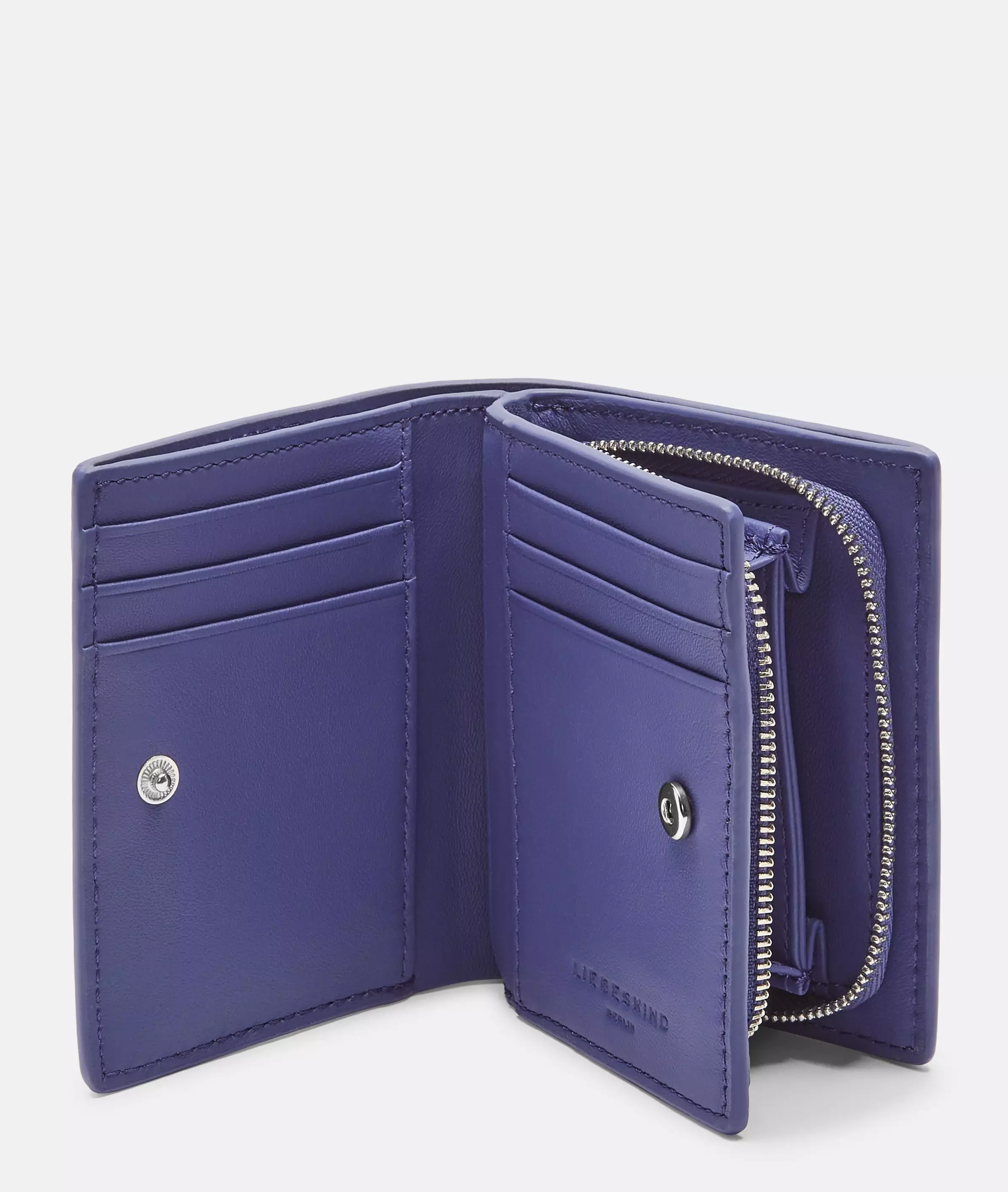 Wallet Spacious leather wallet