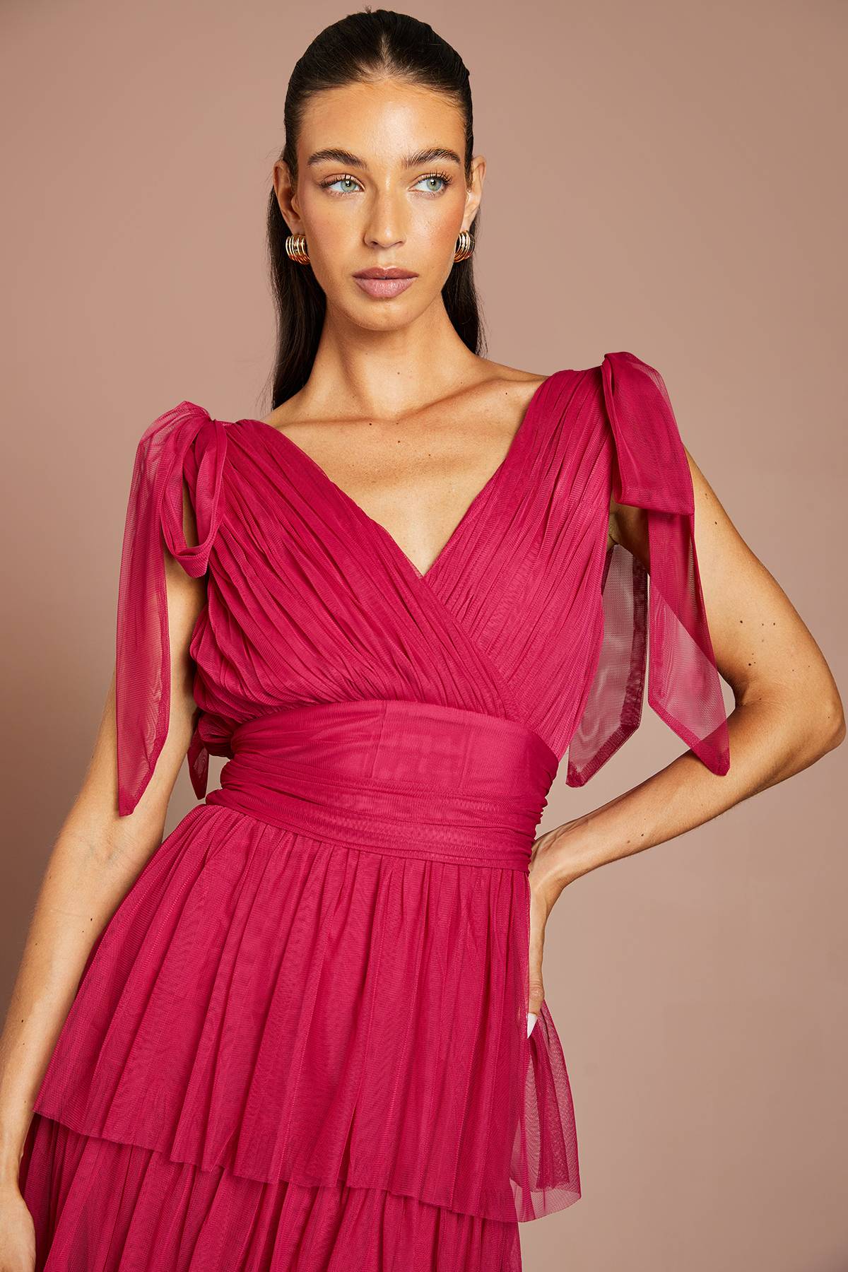 Oasis Robe Midi De Demoiselle D'honneur En Tulle À Volants Avec Bretelles Nouées