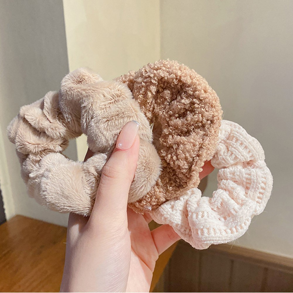 (7er Set) Plüsch Scrunchies Elastische Haargummis Winter Haarschmuck Haarband - Beige / Braun