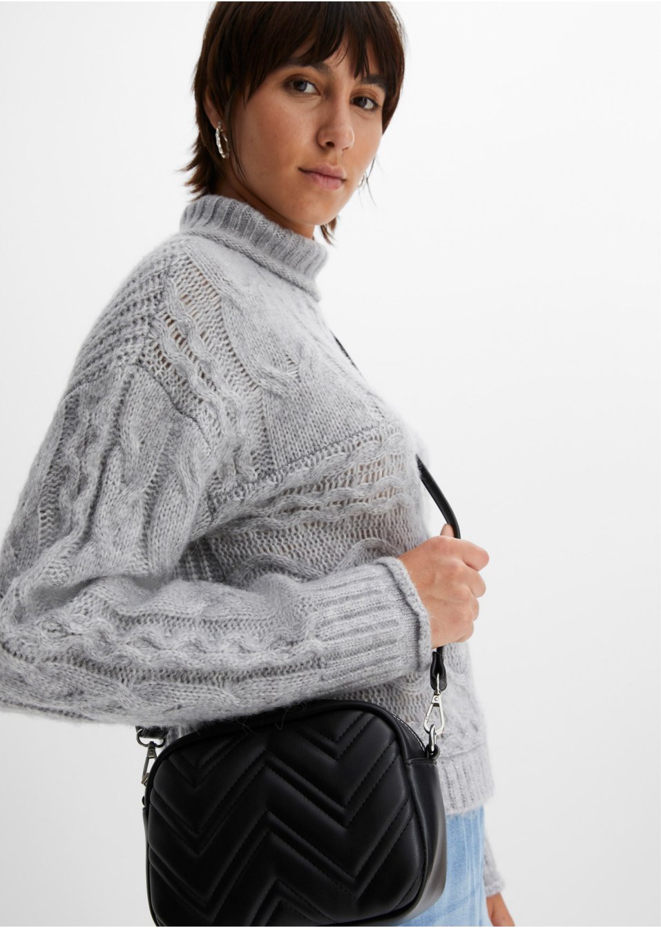 Pull en maille à torsades