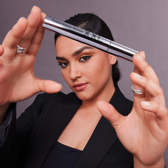 Wonder Volume Mascara XXL volume extrême CLARINS
