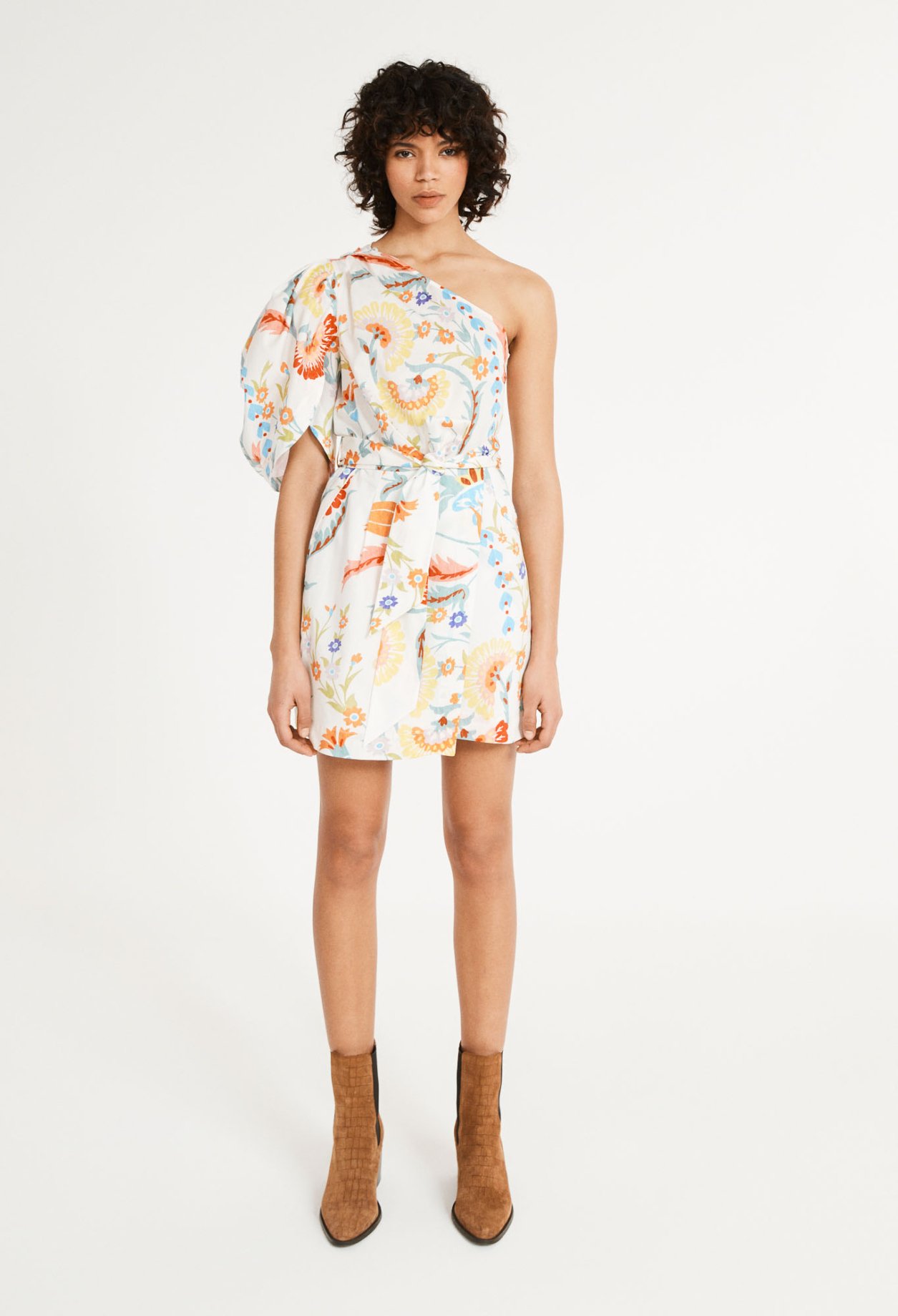 Robe asymetrique