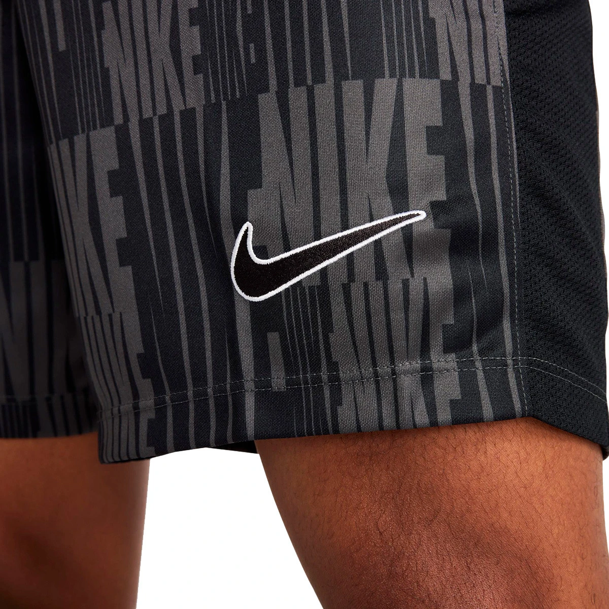 Calções Nike Academy Essentials