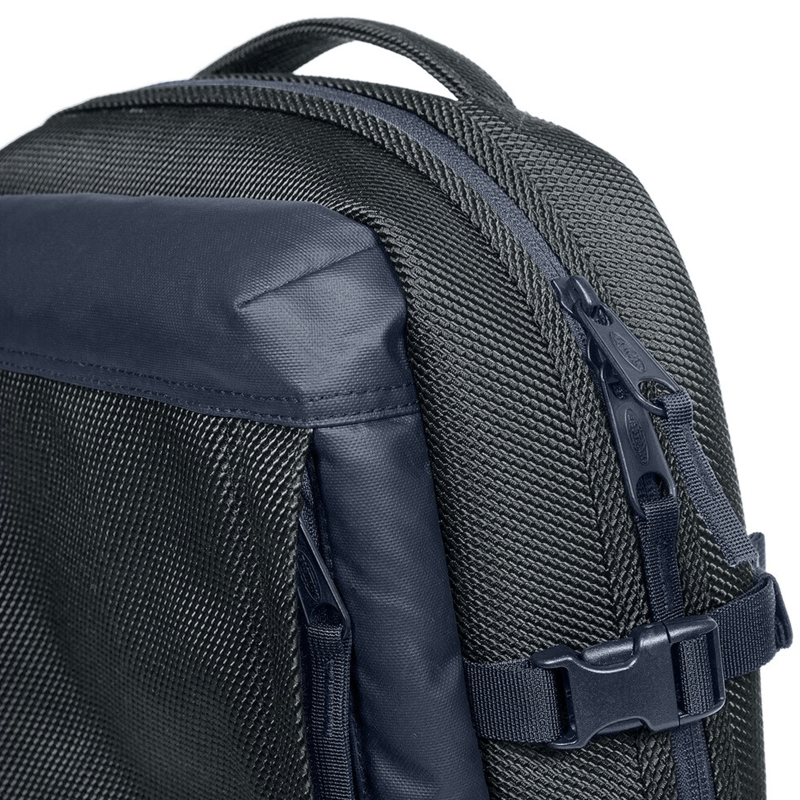 Sac à dos ordinateur 15 pouces Tecum M 19 Litres CNNCT Marine