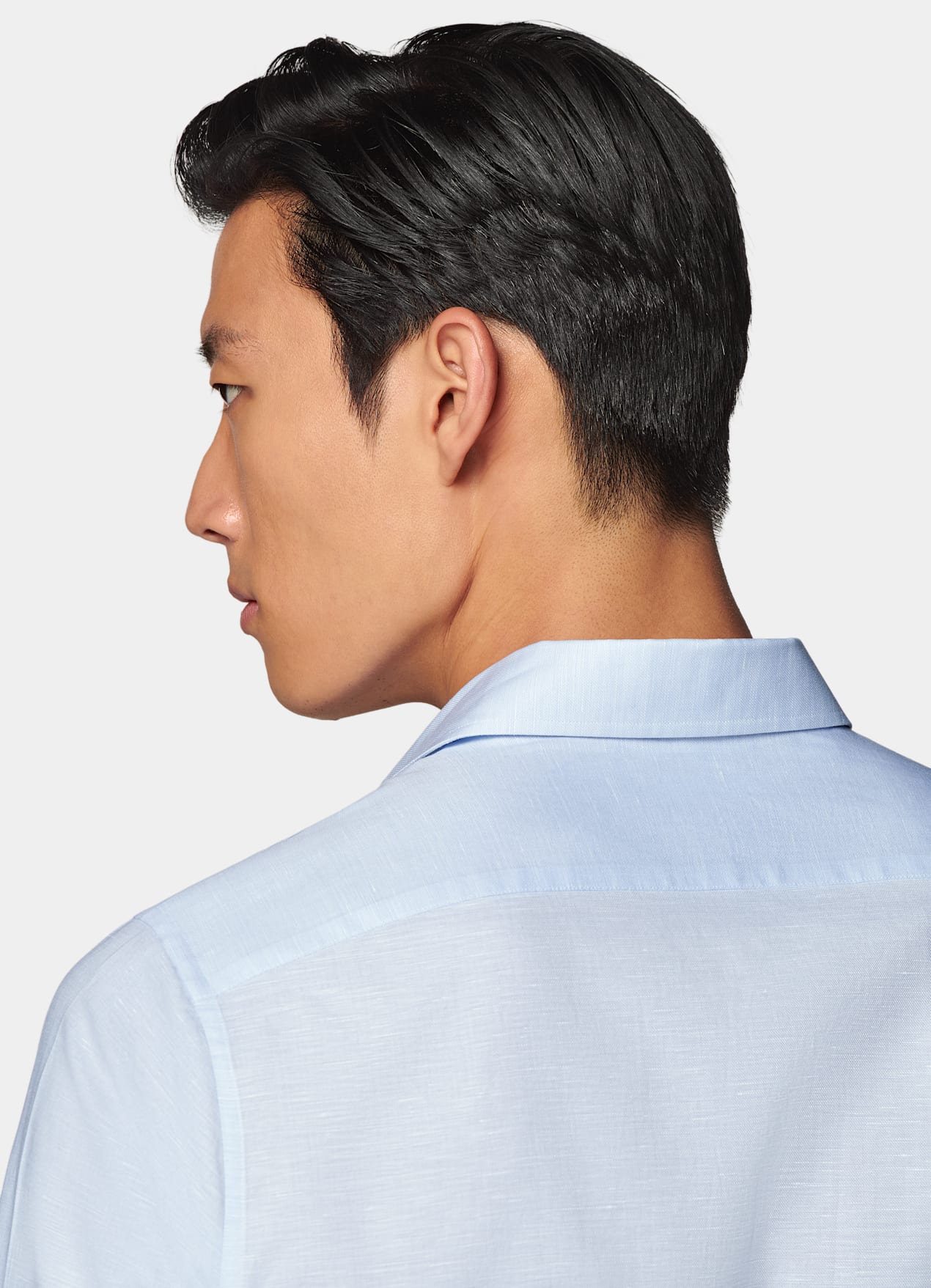 Chemise coupe ajustée avec col d'une seule pièce bleu clair