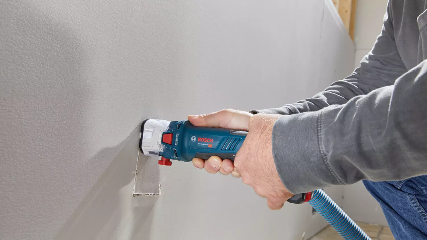 Bosch GCU 18V-30 18V Li-ion accu droogbouwfrees body - koolborstelloos