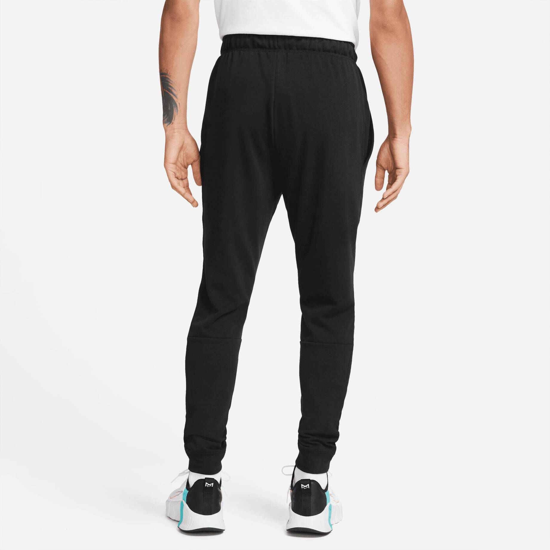 Nike| Herren Sweathose DRI-FIT D.Y.E.