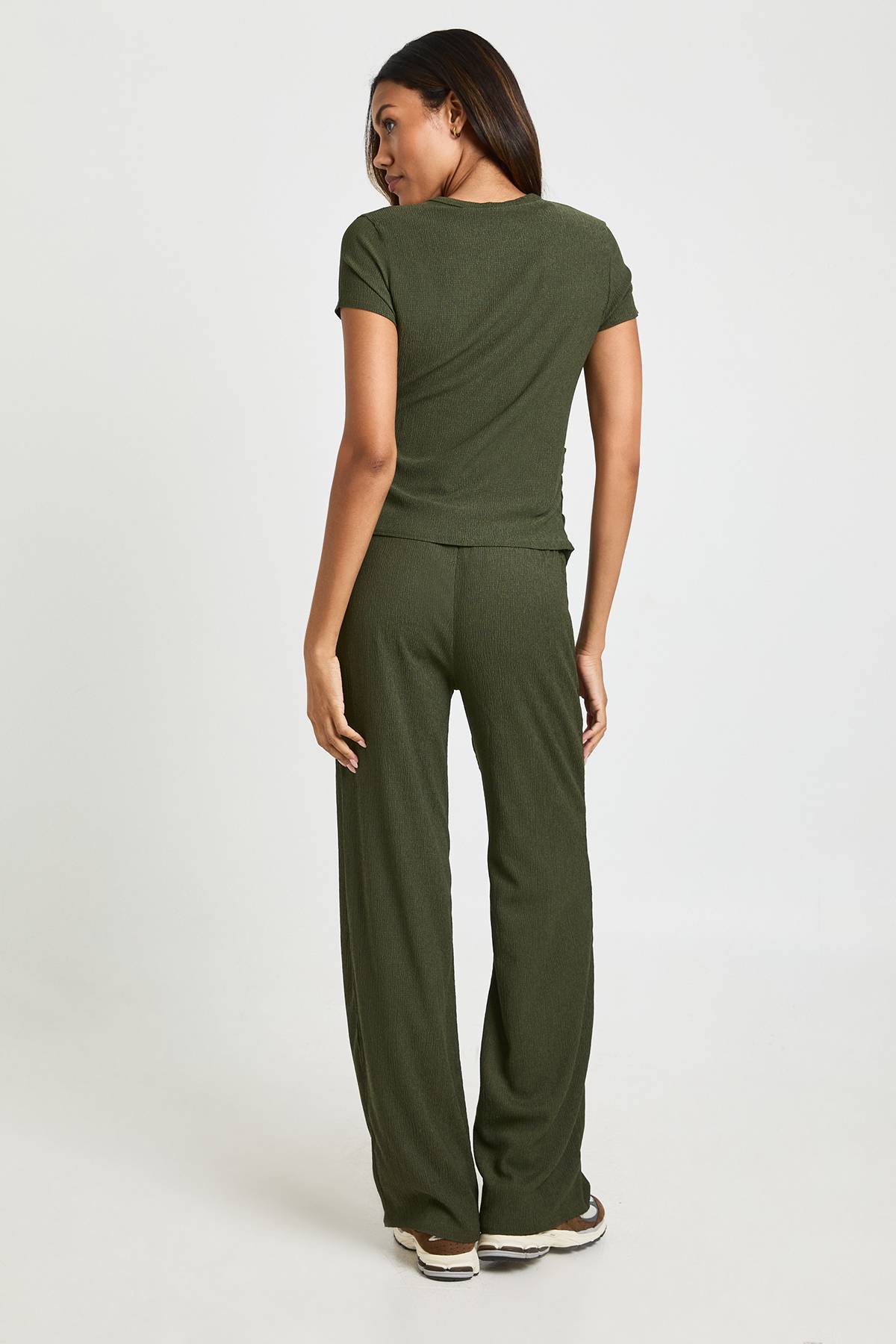 boohoo Ensemble Coordonné de Maternité T-shirt à Fronces Latérales et Pantalon Large
