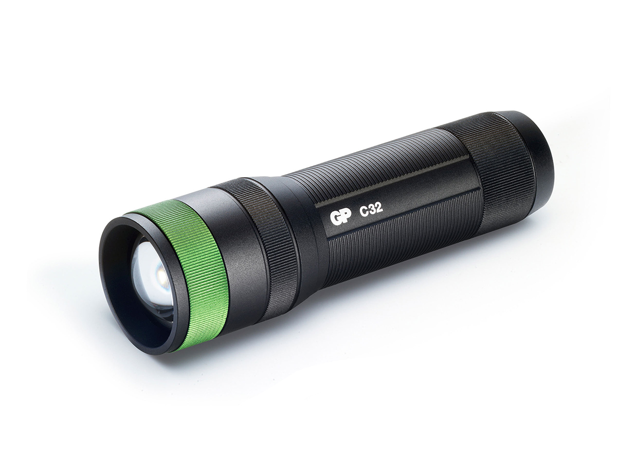 GP C32 300 lumen zaklamp - Black