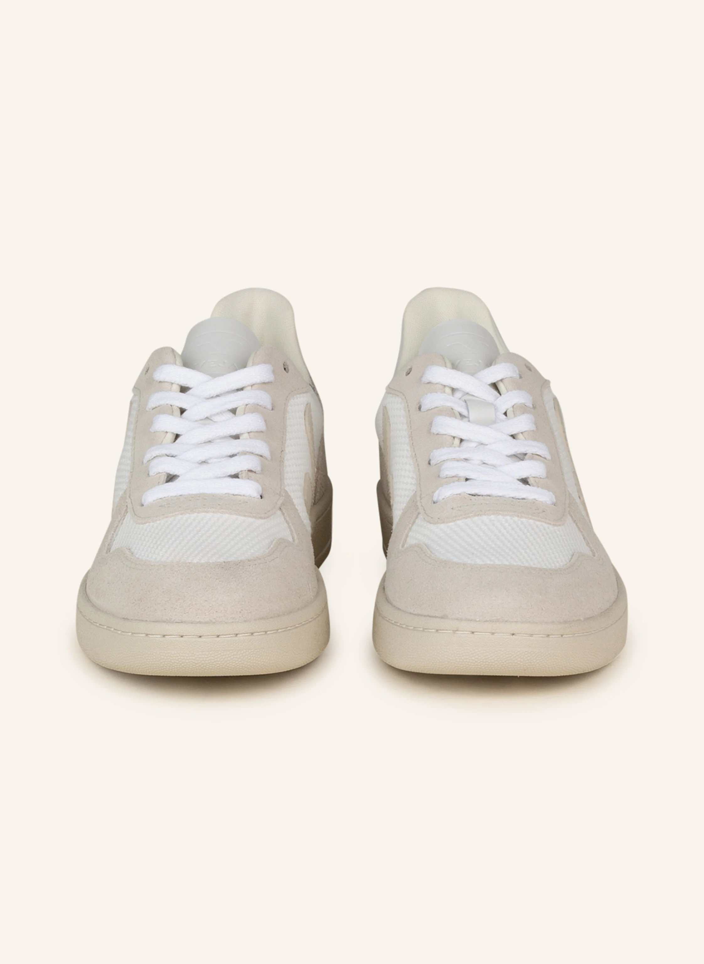 VEJA Sneaker V-10