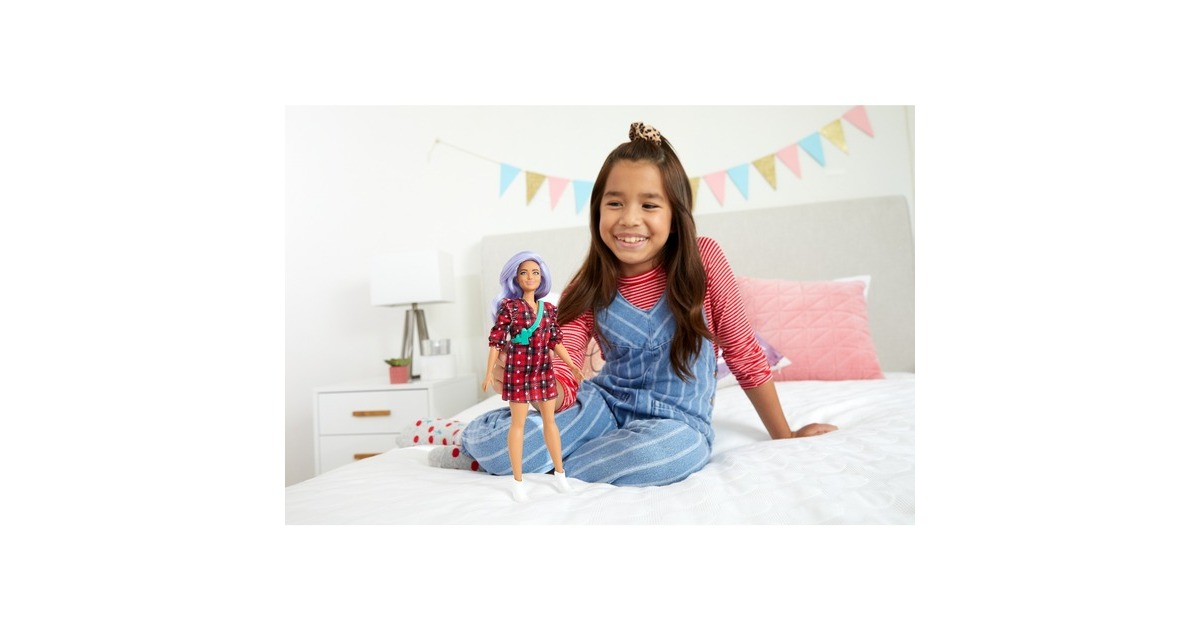 BarbieFashionistas #157 - Red Plaid Dress Pop