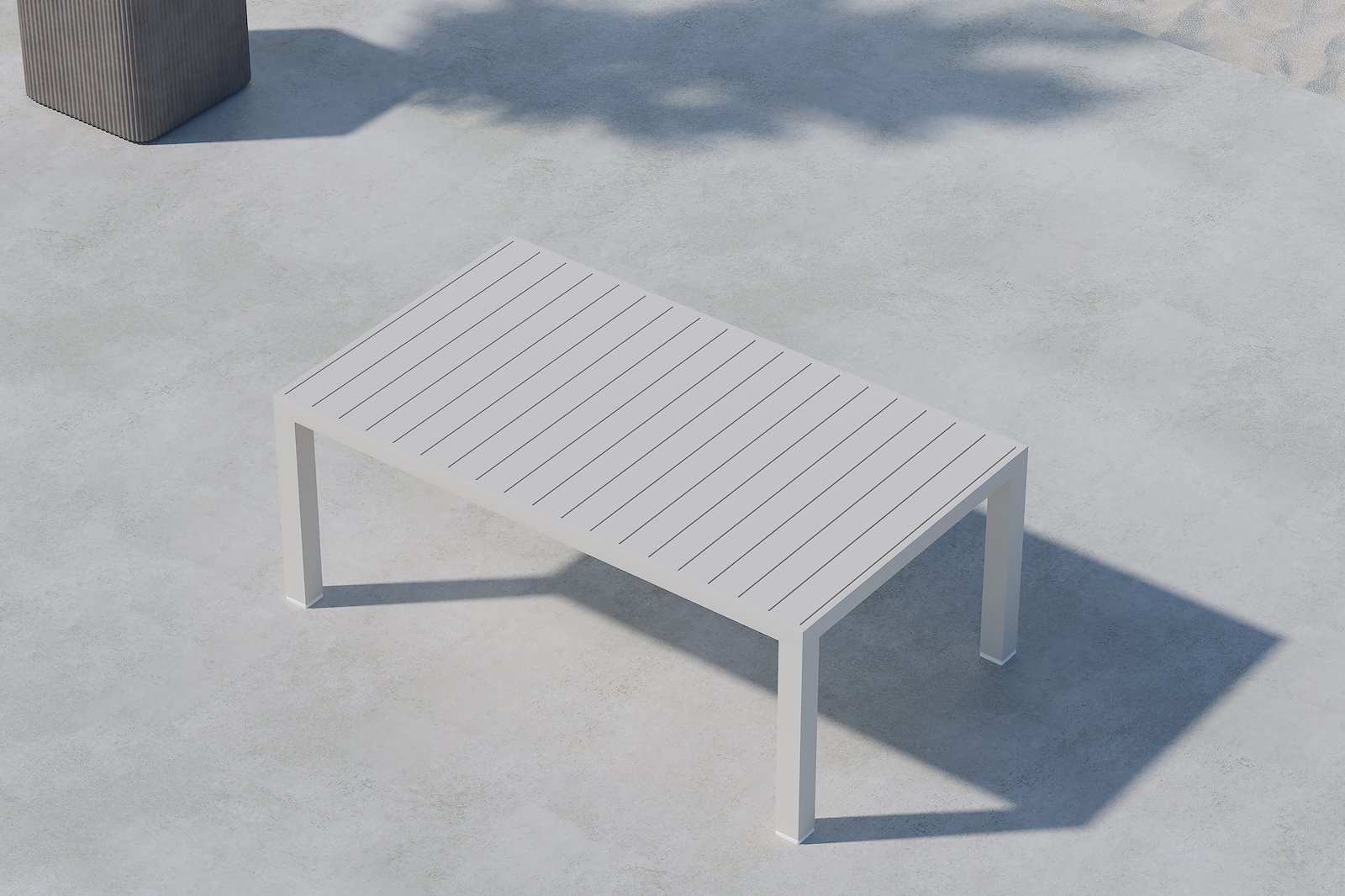 Copacabana sofabord Utebord med beiglakkert ramme og beige bordplate