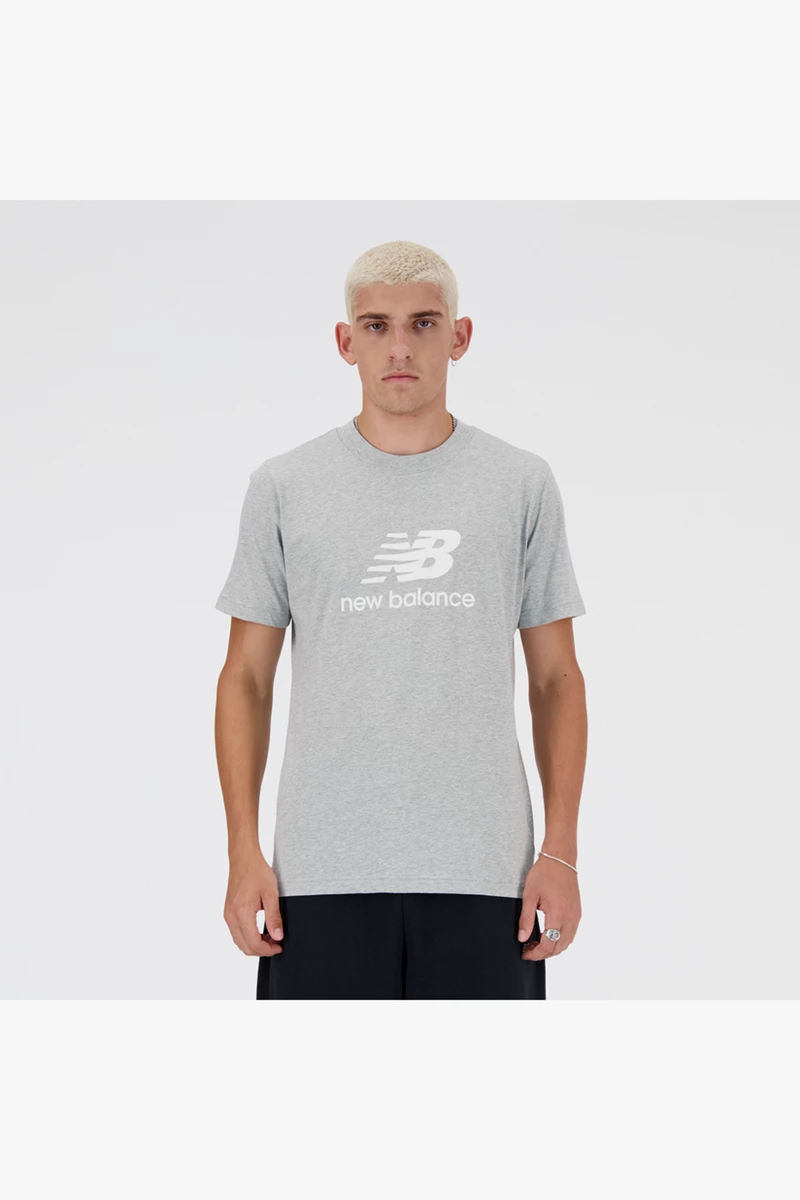 New Balance Sport Essentials Stacked Logo Herren T-Shirt