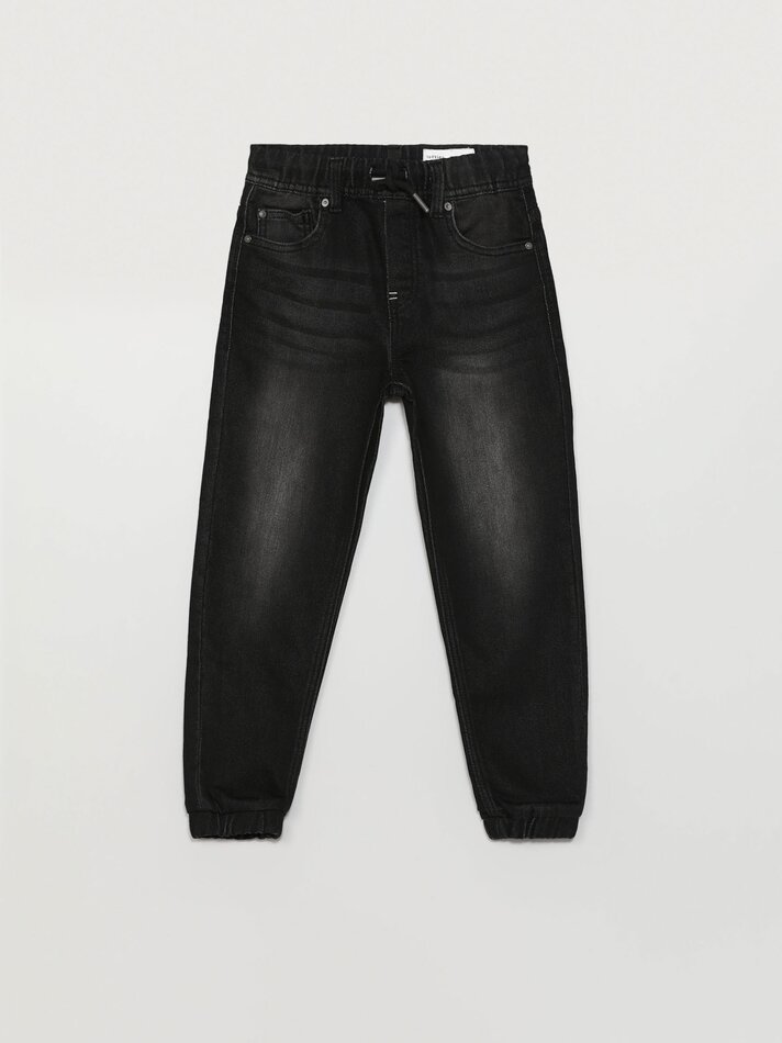 Calça jeans jogger confortável - Preta