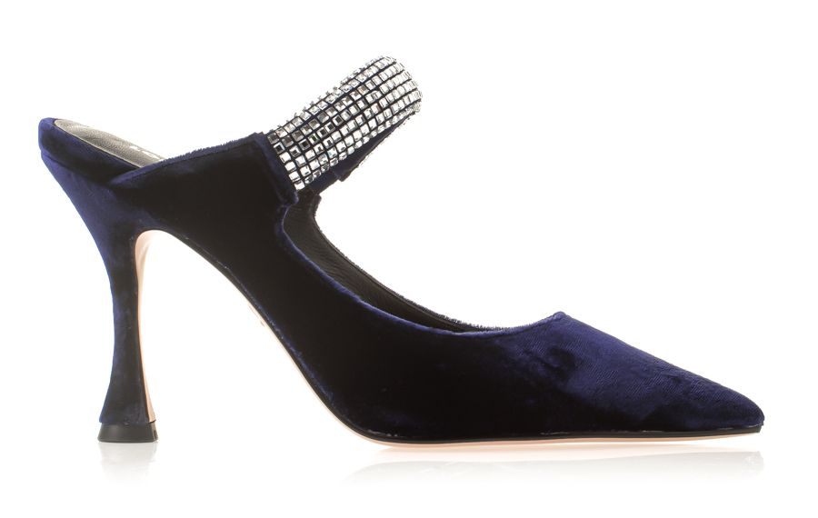 Lola Cruz New Bofu Pumps