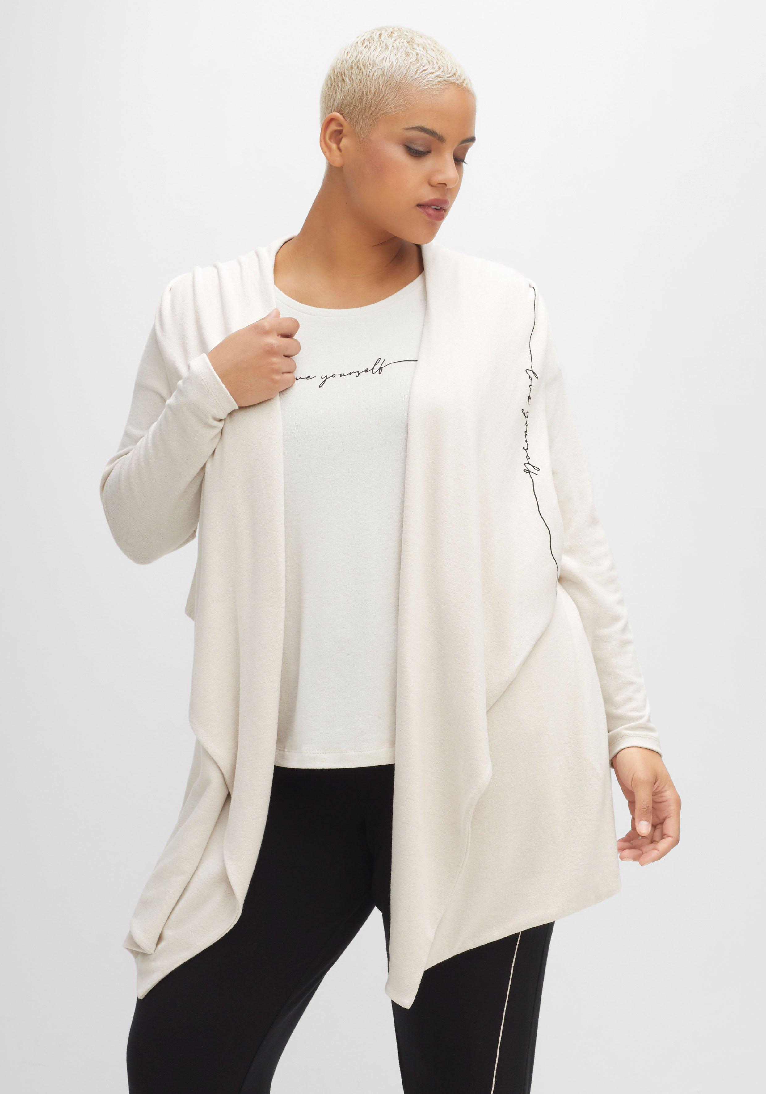 Longstrickjacke mit Kapuze, in offener Zipfelform