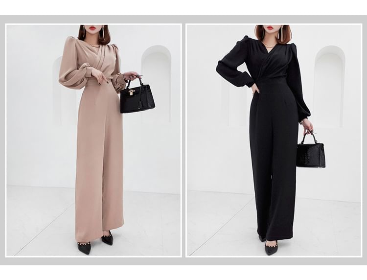 Cassidy - Lange mouwen V-hals effen jumpsuit
