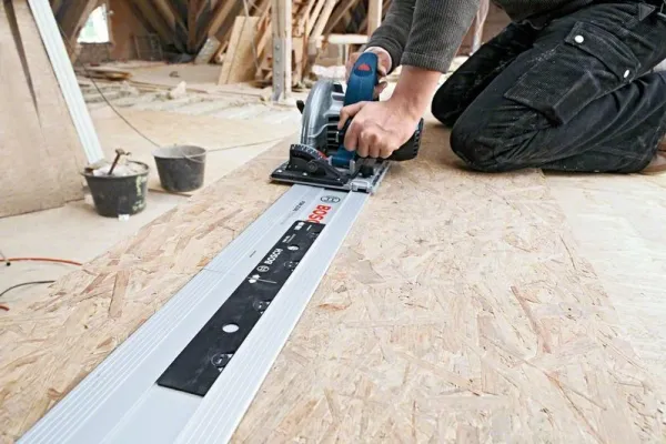 Bosch rundsav GKS 85 G blå