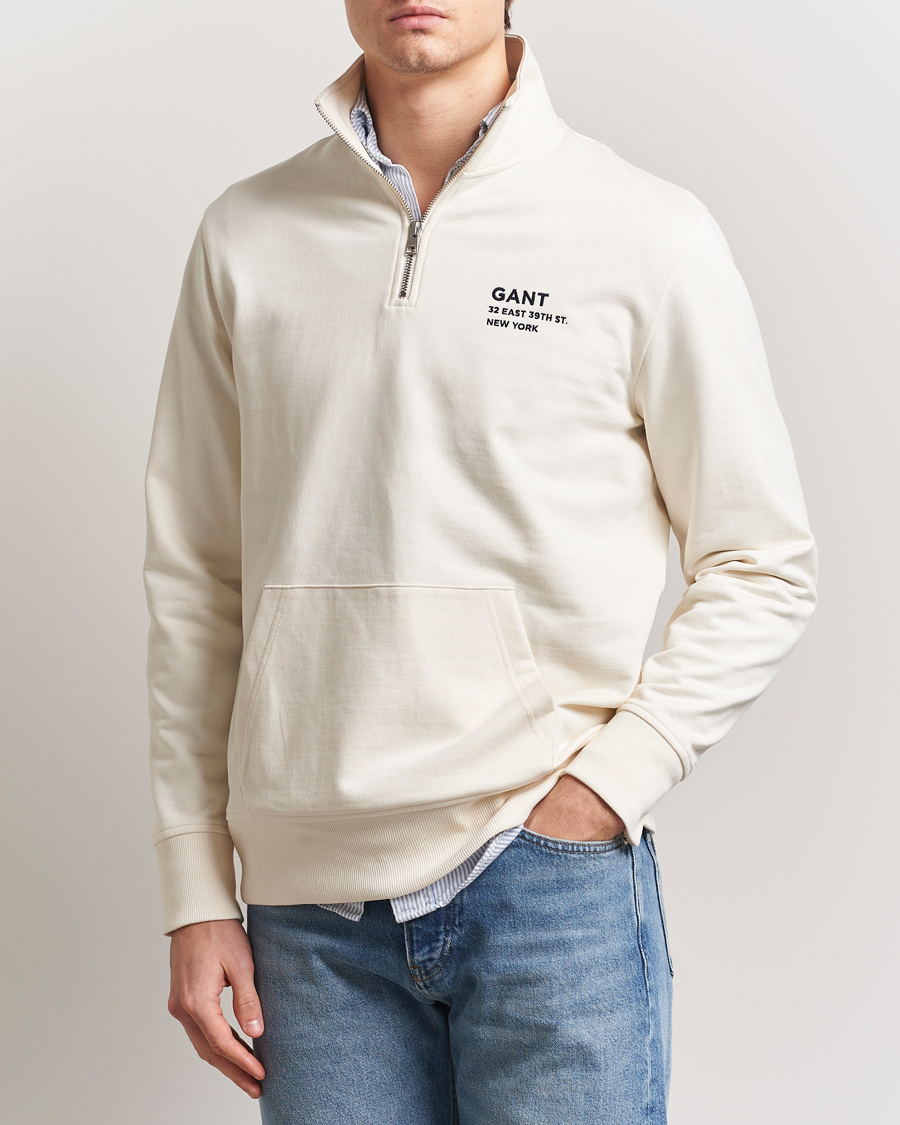 GANT Script Graphic Half Zip Sweater Cream