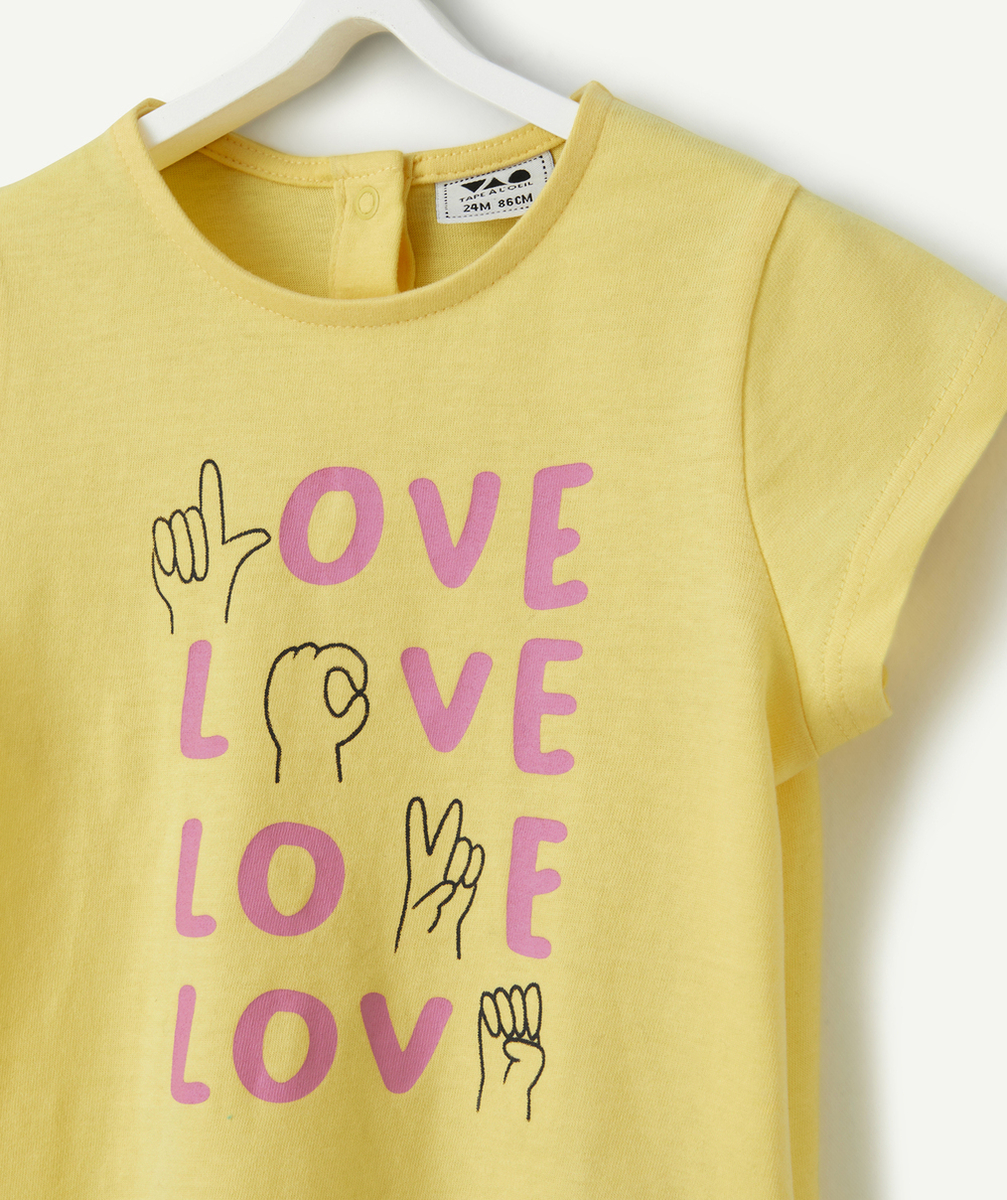 T-SHIRT MANCHES COURTES BÉBÉ FILLE EN COTON BIO JAUNE AVEC MOTIF LOVE