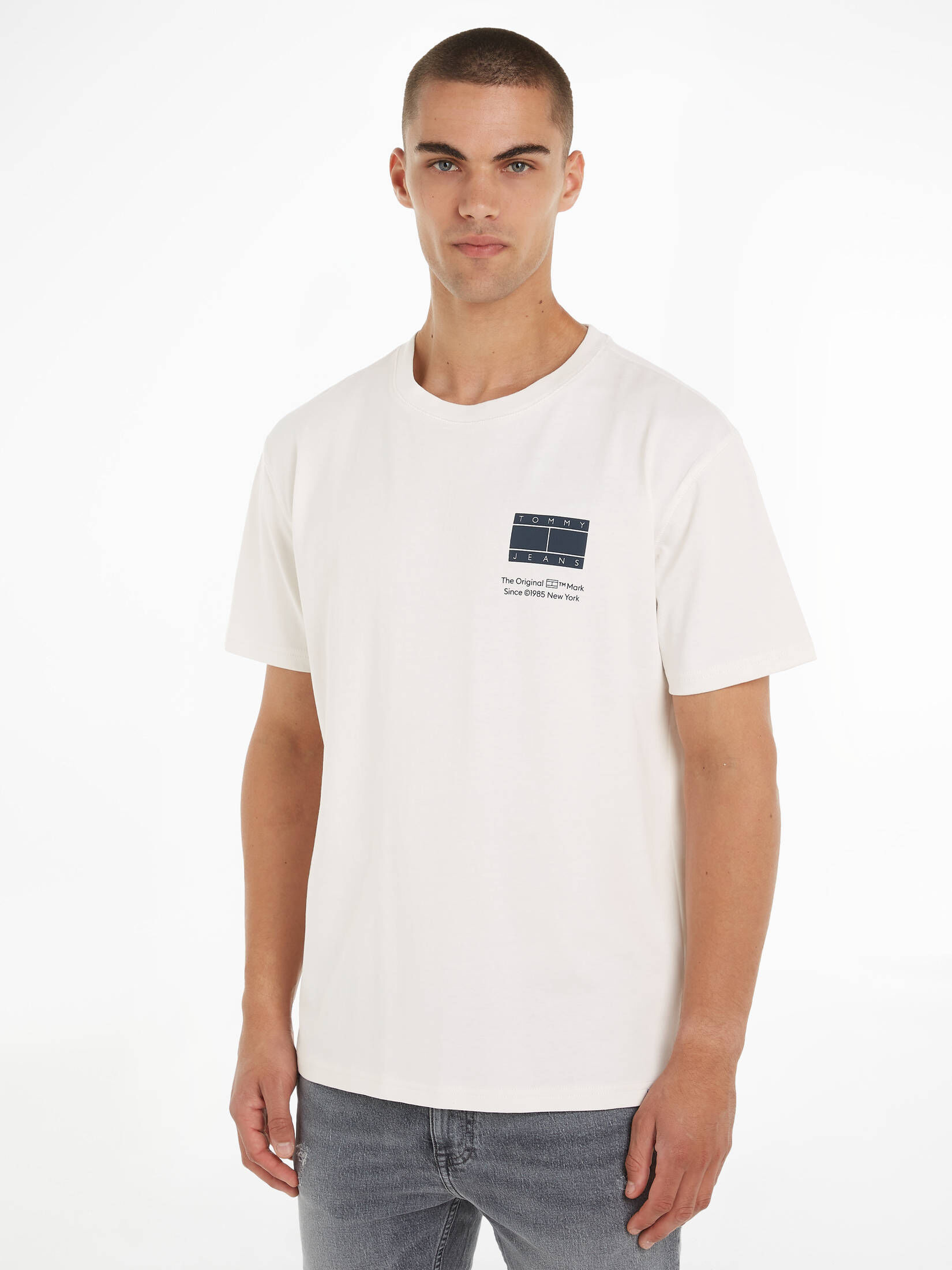 Tommy Jeans| Herren T-Shirt TJM REG ESSENTIAL CB FLAG TEE