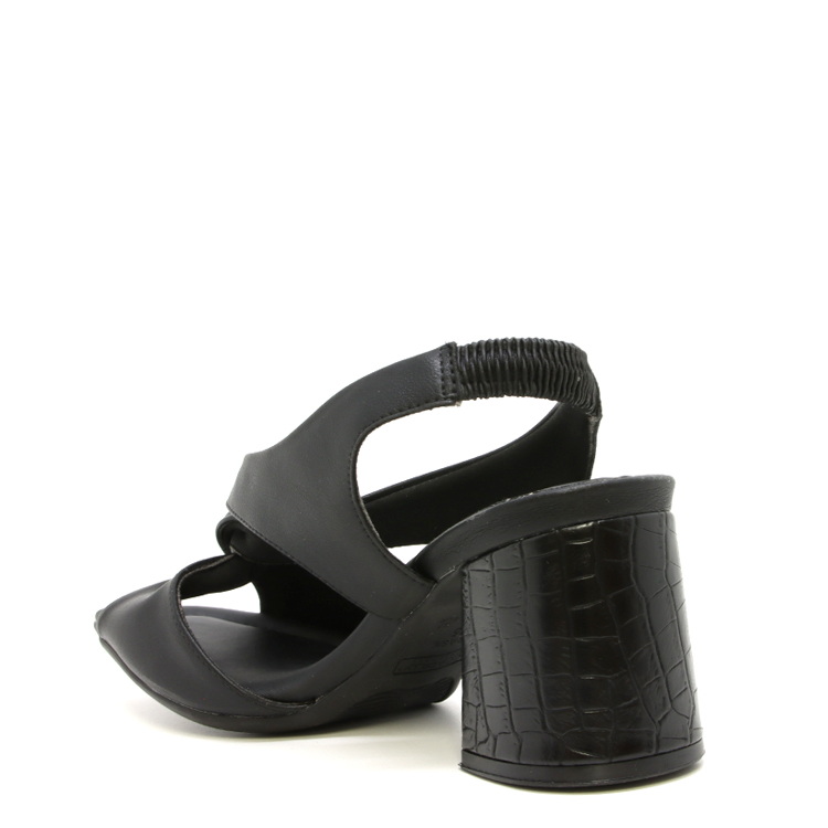 Piccadilly 626010 | NOIR