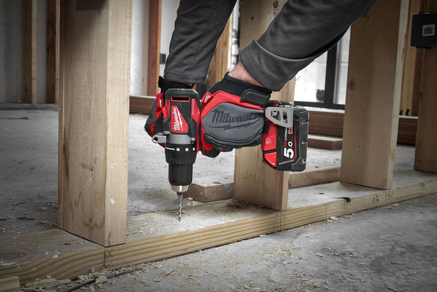 Milwaukee M18 BLDD2-402X 18V Li-Ion accu schroefboormachine set in HD-box - koolborstelloos - 82Nm