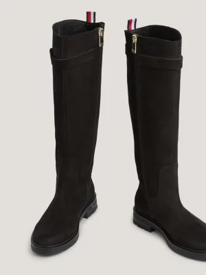 Botas Essenciais de Couro Nobuck com Fivela