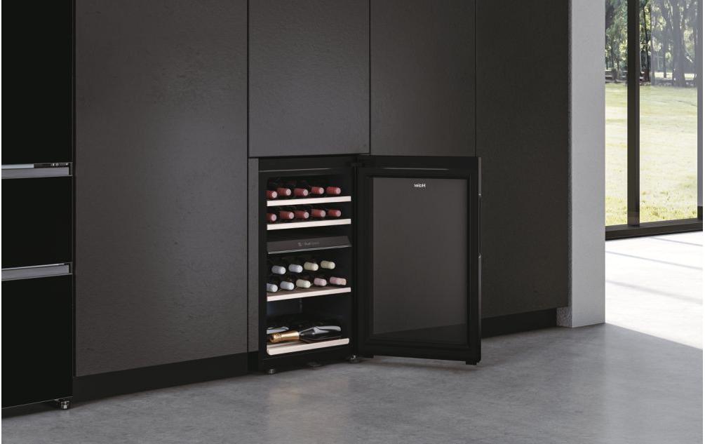 Weinklimaschrank HWS42GDAU1 Schwarz, Rechts, Wechselbar<br>Freistehender Weinkühler