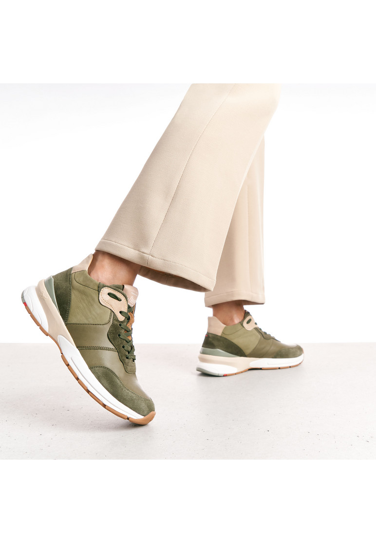 SNEAKER Grün
