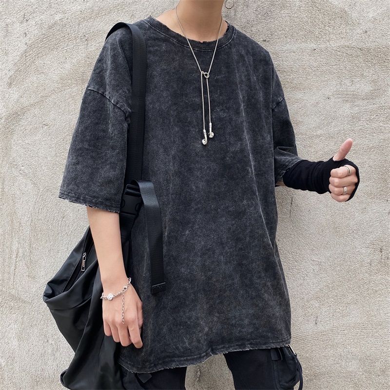 Porstina - Versleten T-shirt met korte mouwen en ronde hals