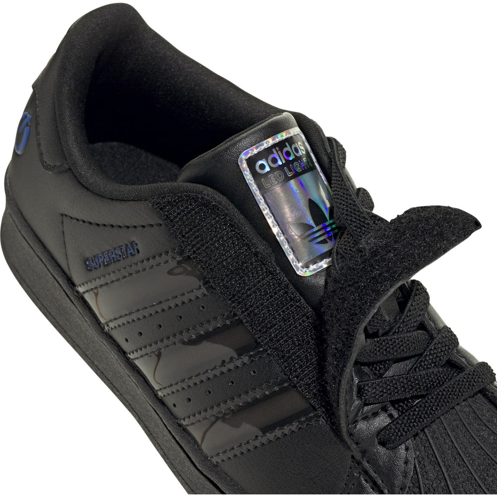 Køb adidas Originals Core Black/Core Black/Preloved Violet Superstar Led Lights Cf El C Sneakers