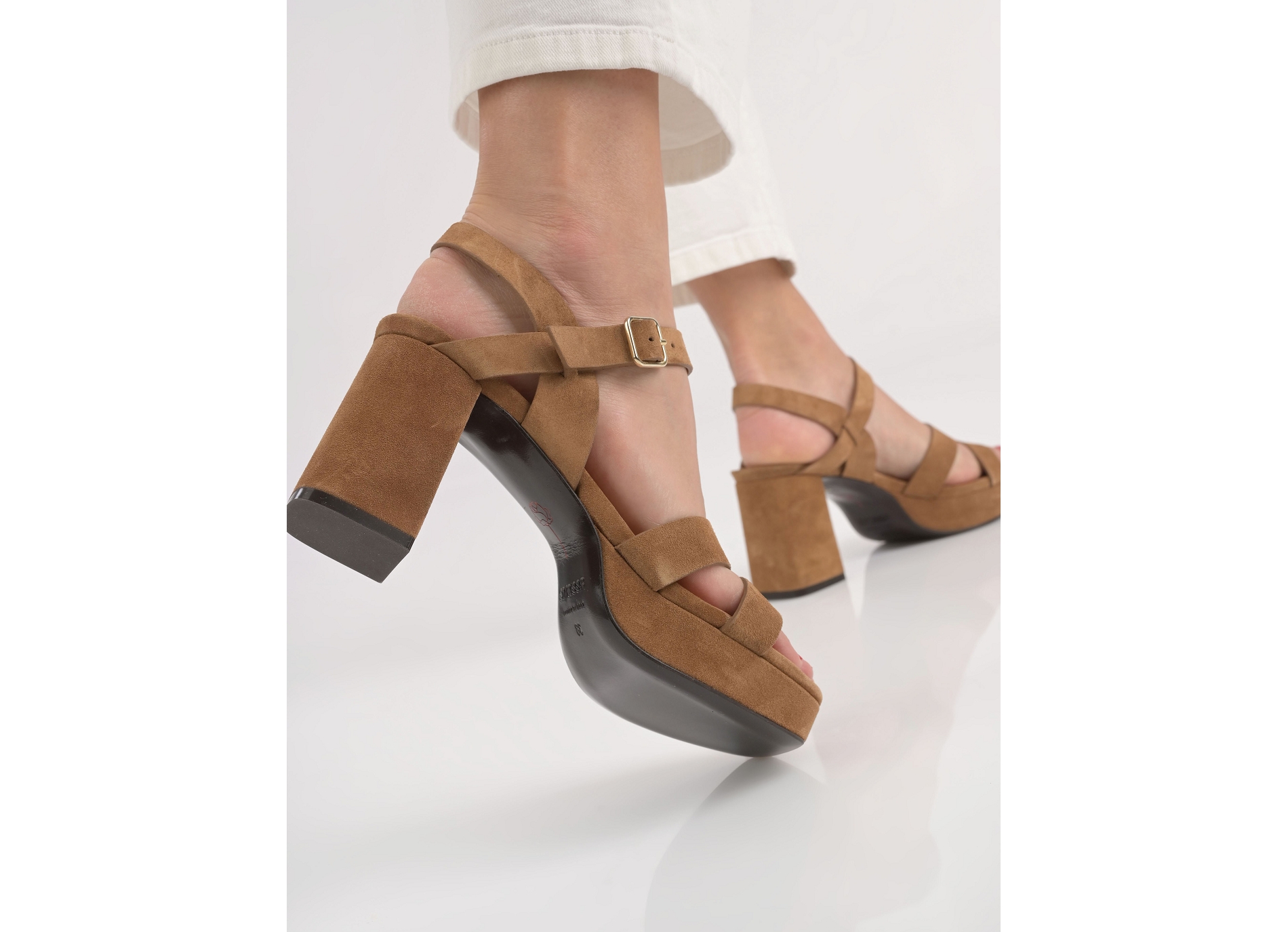 Juliette 5 camel