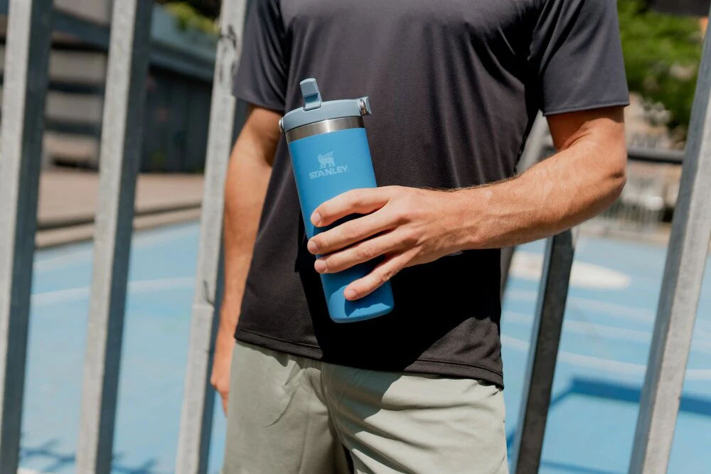 Stanley  The IceFlow™ Flip Straw termokop, Azure - 0,89 L.