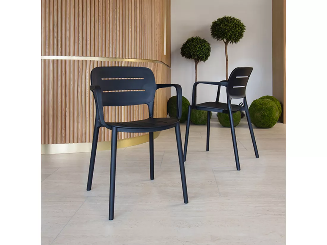 Now's Home - Lot De 4 Fauteuils De Table Noir En Polypropylene