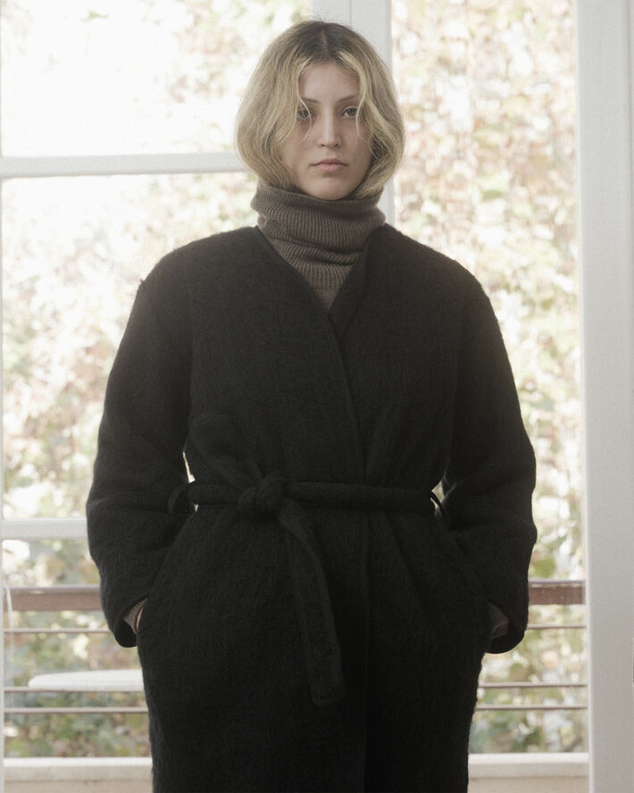 BASERANGE CAPAS COAT Black