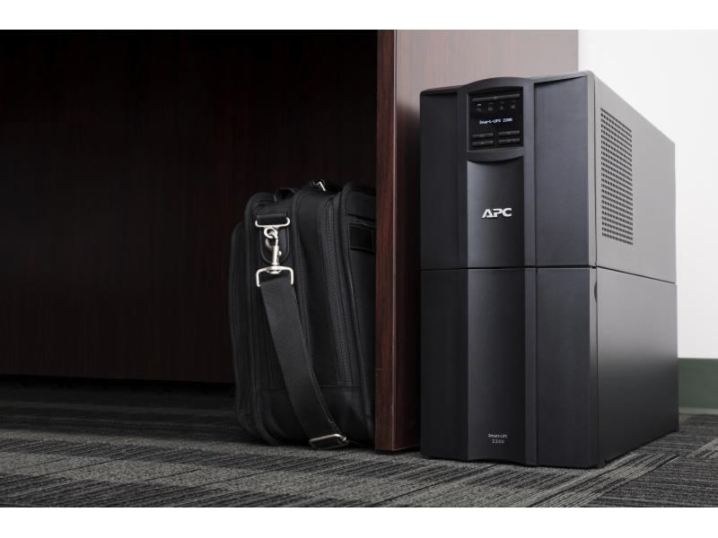 APC USV SMT2200IC 2200 VA / 1980 W APC Smart-UPS, Line Interactive, 2200VA, Tower, 230V, 8 IEC C13 und 2 IEC C19-Stecker, SmartConnect Port SmartSlot, AVR, LCD