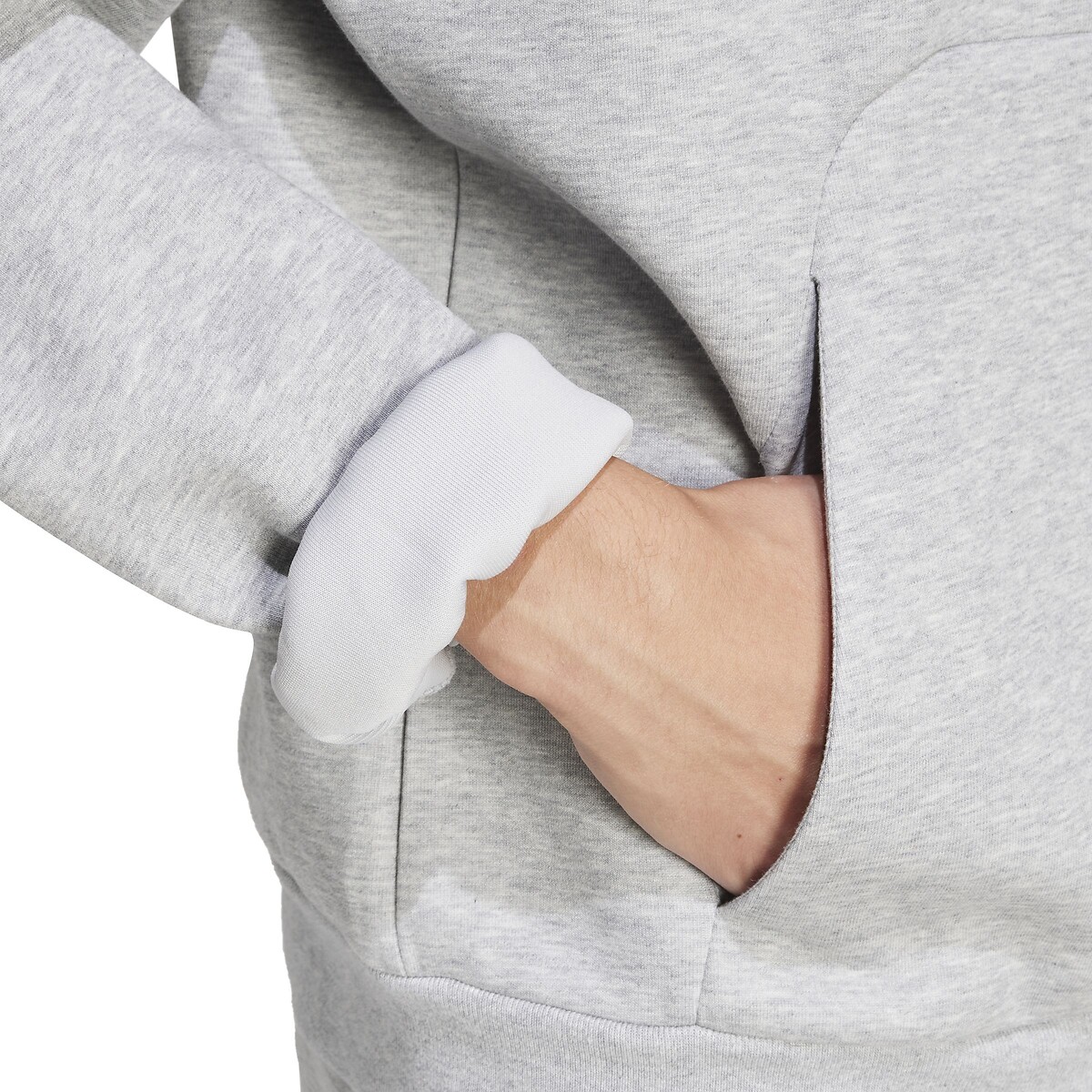 ADIDAS ROUPAS ESPORTIVAS<br>Moletom Future Icons com 3 listras