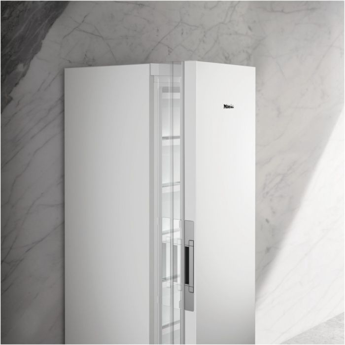 Miele Gefrierschrank FNS 4782 E weiß