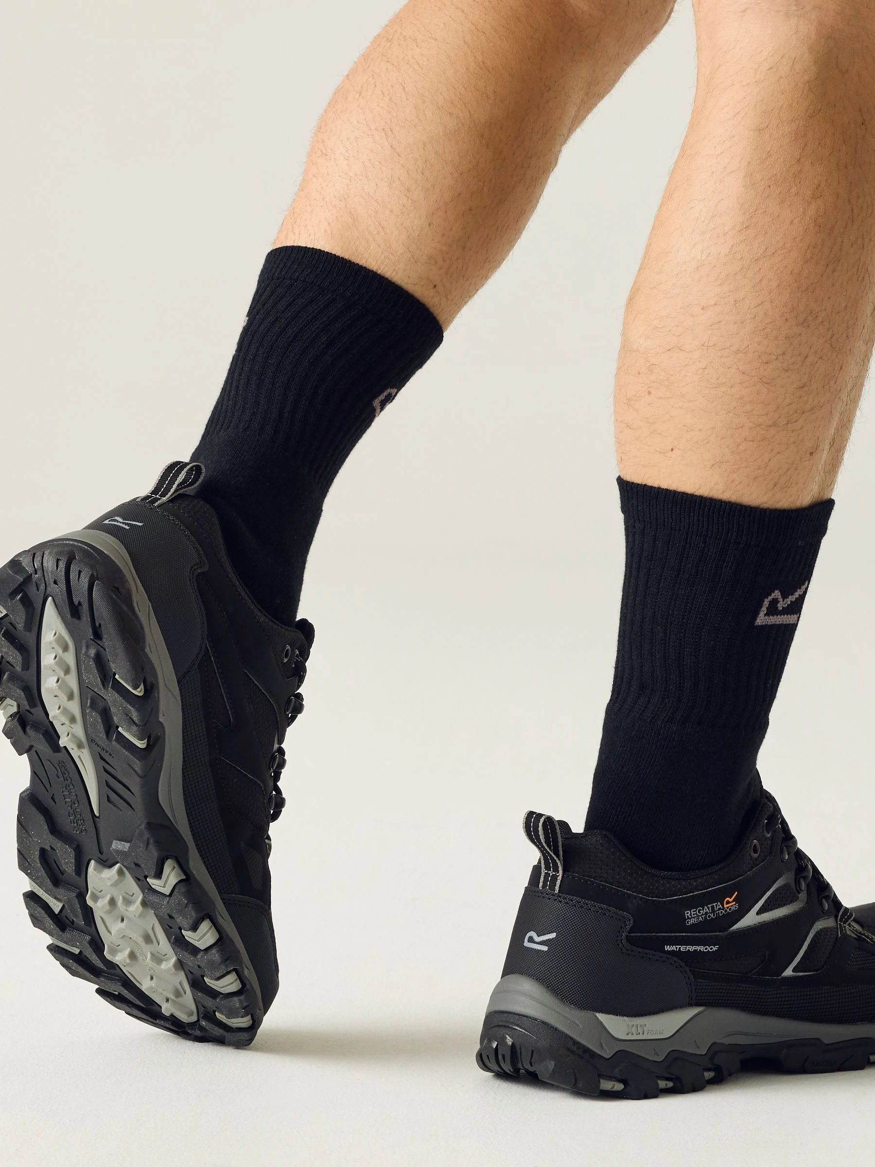 Regatta Holcombe III Low Waterproof Shoes