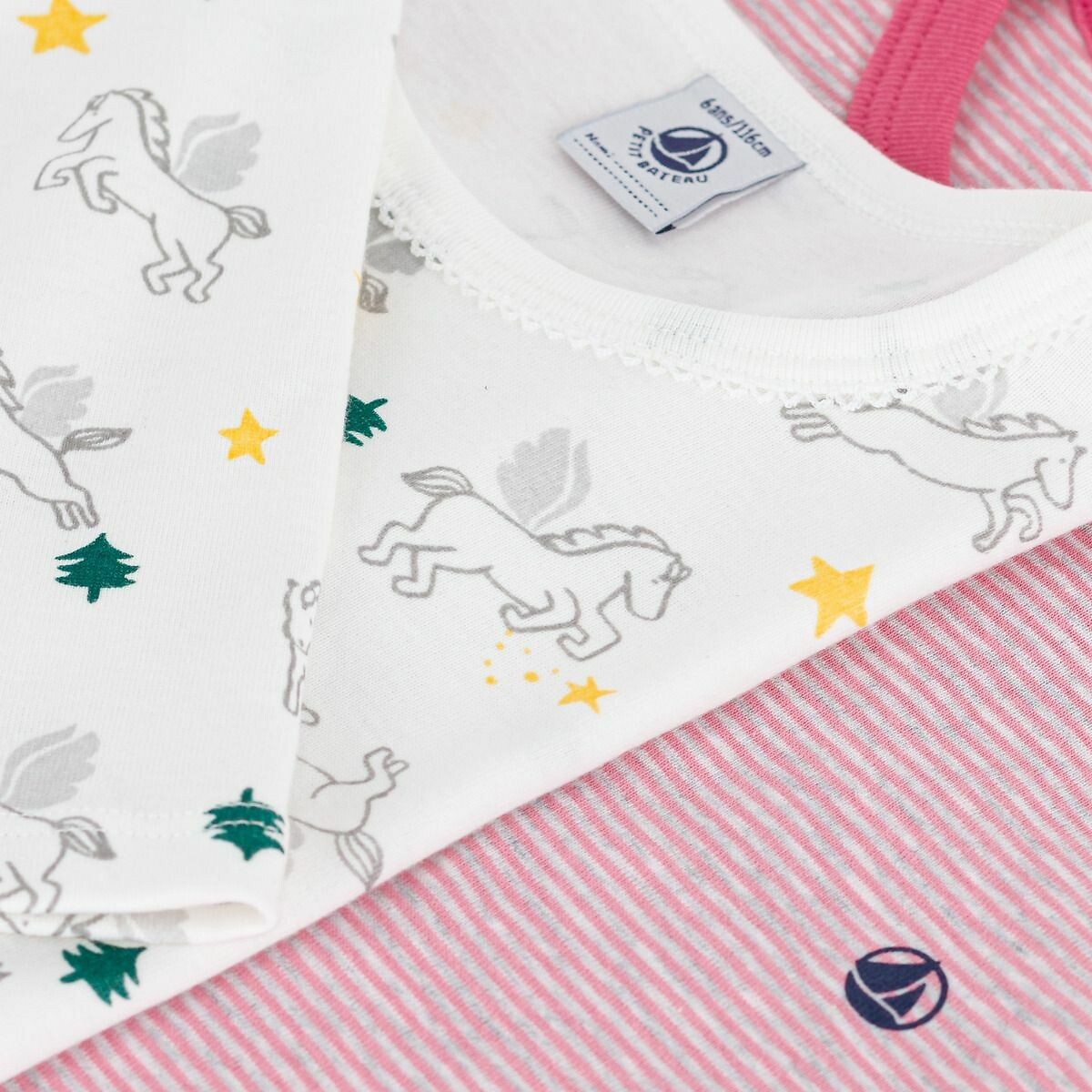PETIT BATEAU<br>Conjunto de pijamas infantis em algodão estampado e listrado