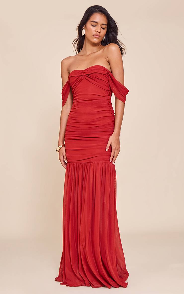 Rouge Robe Longue En Mesh À Épaules Dénudées Avec Détails Froncés