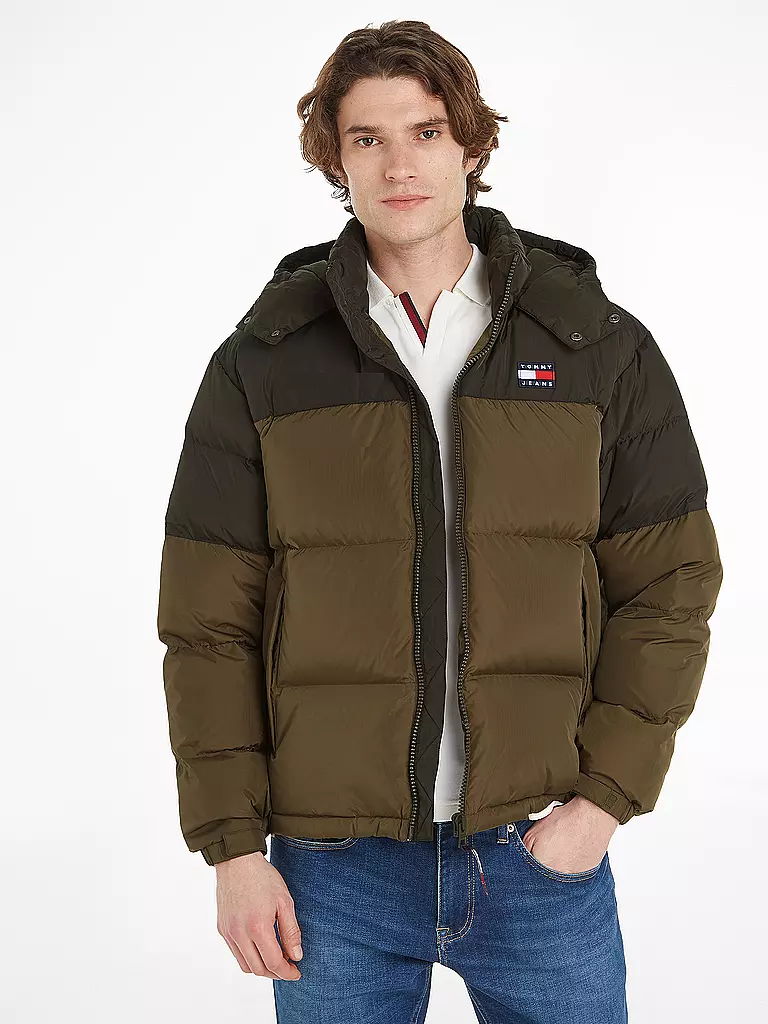 TOMMY JEANS Steppjacke olive