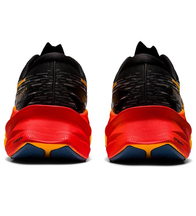 ASICS Men Novablast 3 Hardloopschoenen