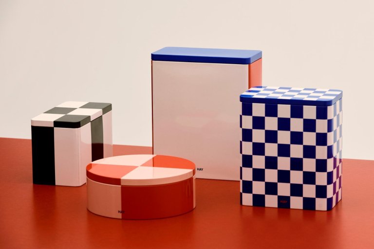 Hay Tin Container opberger X-Large Off-White,Blue and Red
