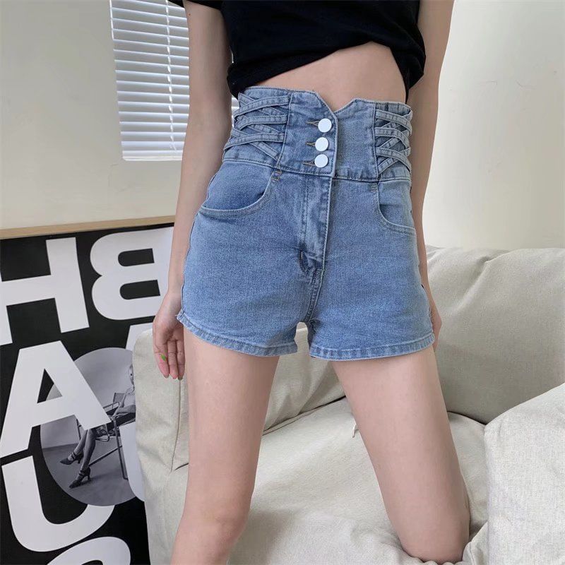 OGAWA - Denim shorts met hoge taille en kruiswassing