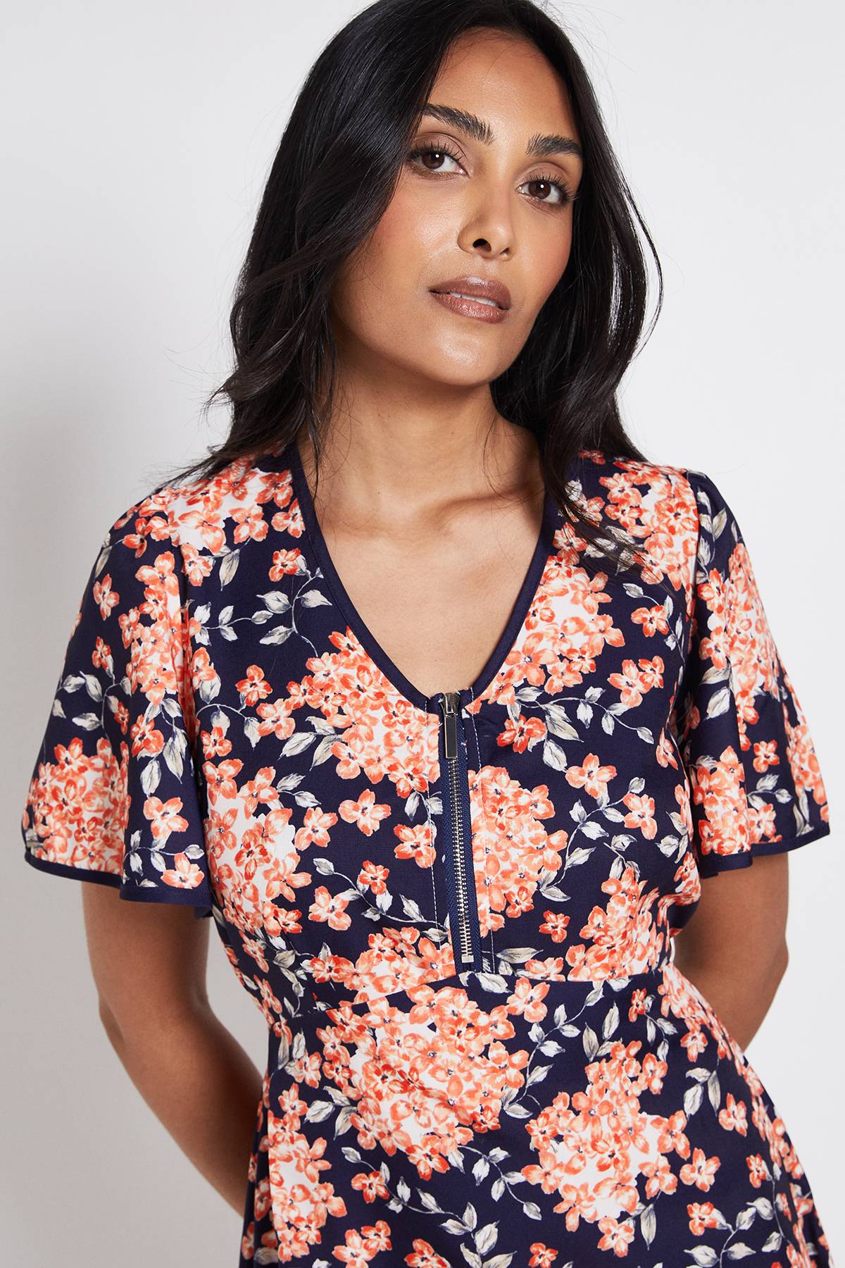 Wallis Robe Midi (s) Petite À Manches Évasées Et Fermeture Éclair