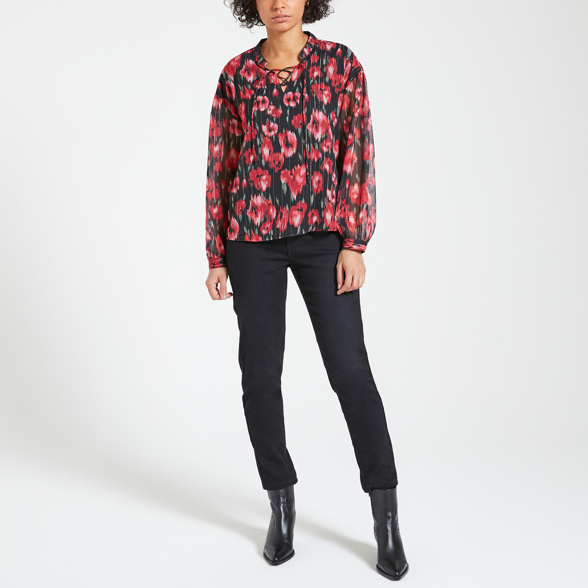 SOMENTE<br>Blusa, gola redonda, mangas compridas, estampa floral