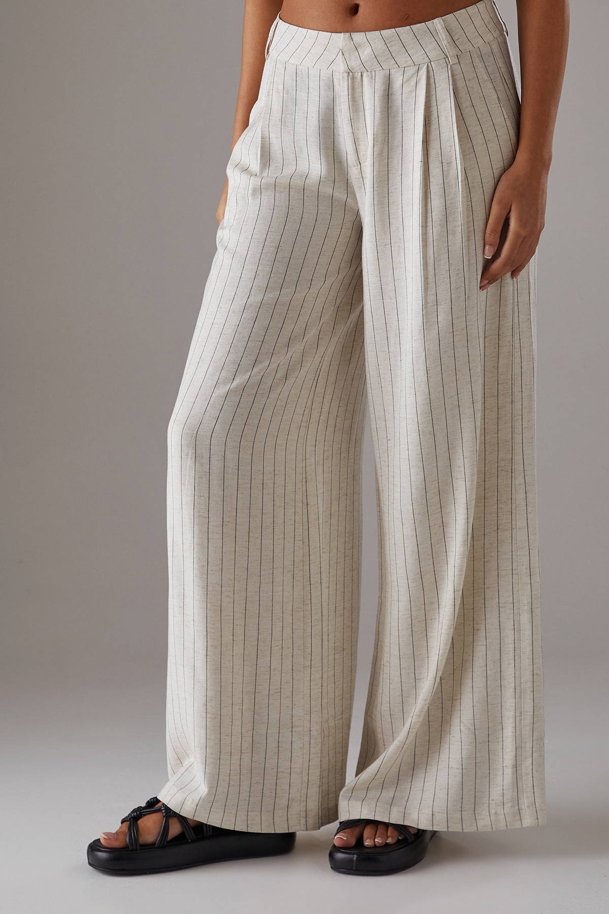 Warehouse Pantalon Tailleur Rayé Aspect Lin