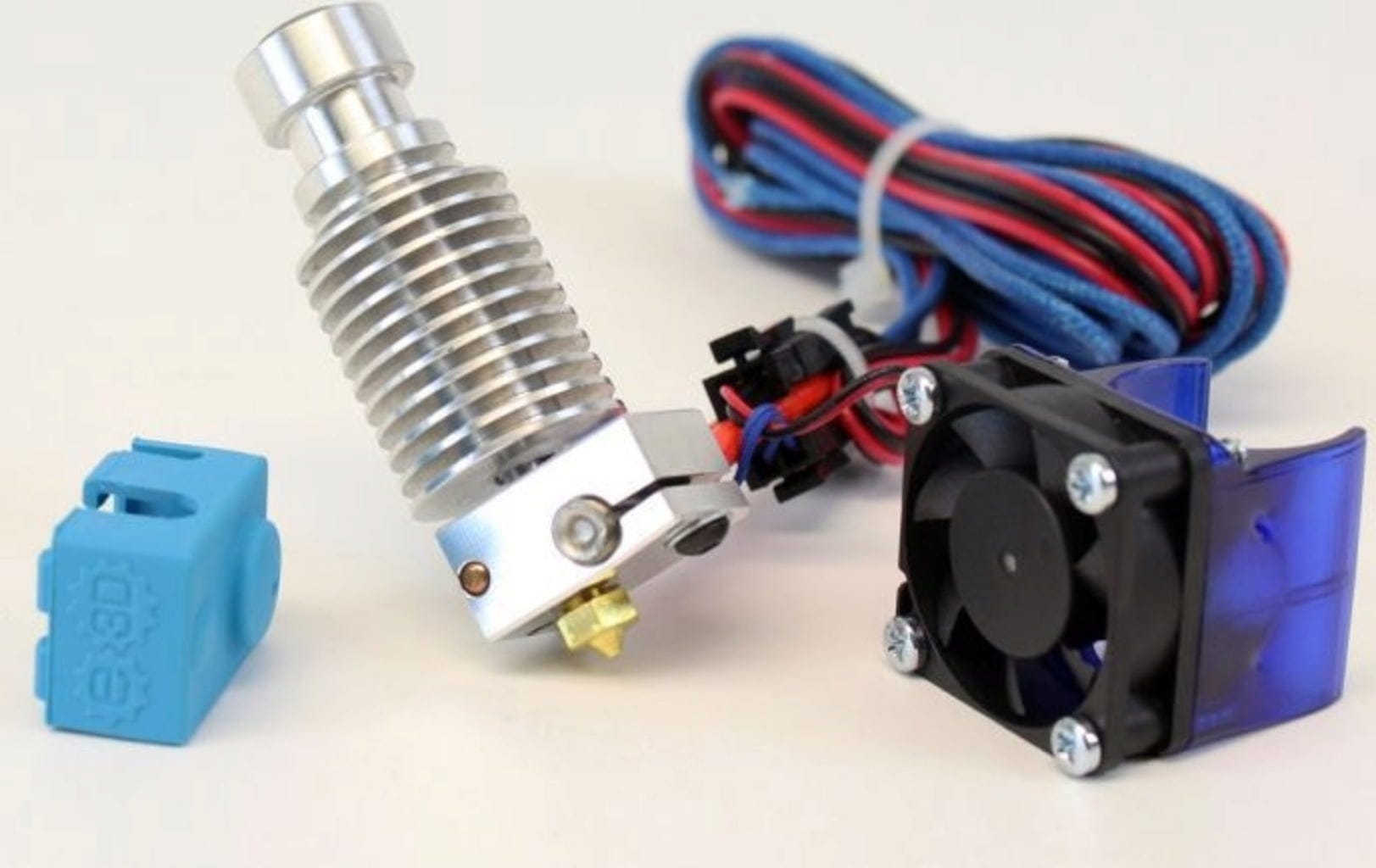 E3D  V6 All-Metal Hotend Direct Drive - 1,75 mm, 24V vormontiert    Hot-End für bessere Druckergebnisse mit Direct Drive und 1,75 mm Filament
